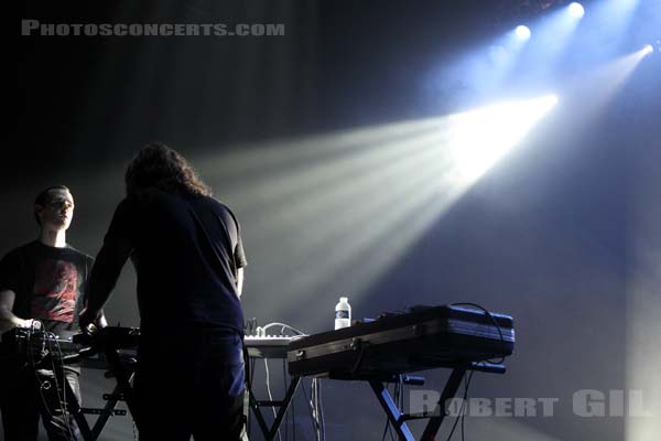 EMERALDS - 2011-05-27 - PARIS - Espace Charlie Parker - Grande Halle - 